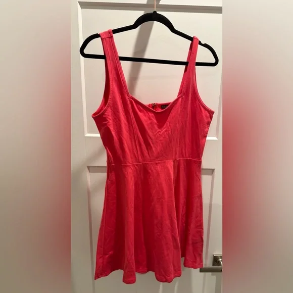 Express Vibrant Red Dress - Picture 1 of 3